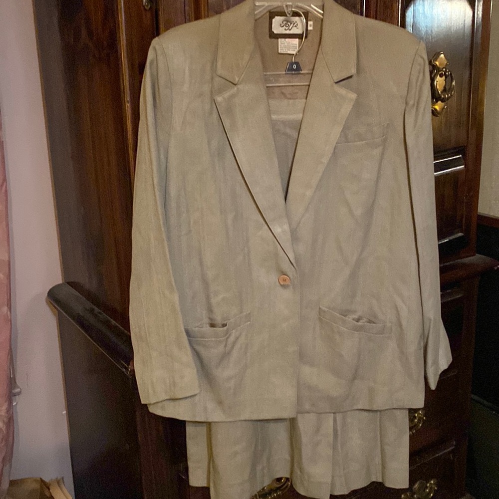 green blazer and suit size 10